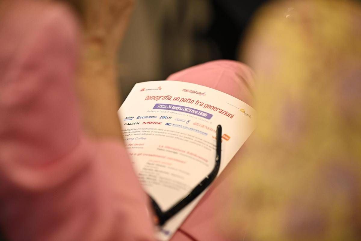 Sberna (Fdi): "Natalità è emergenza pubblica, serve politica demografica integrata" - 