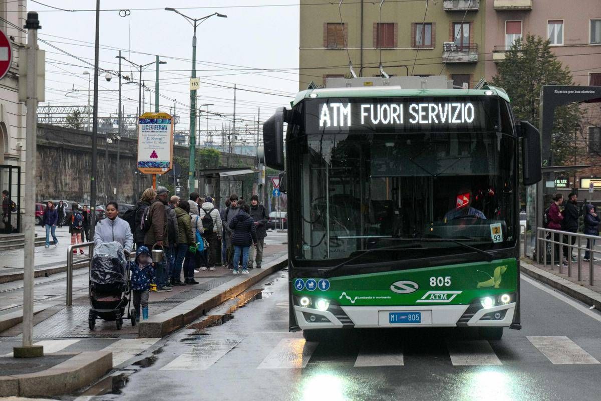 Sciopero trasporti oggi, Atm Milano: metro aperte e deviazioni per bus - 