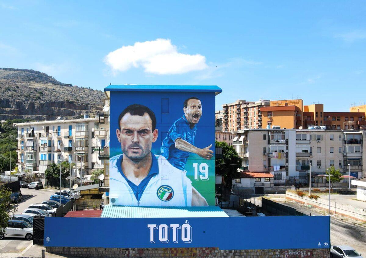 Un murale di Totò Schillaci per il CEP di Palermo | Il Palermo FC punta su un calcio per il riscatto sociale! -