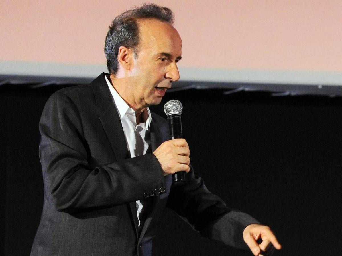 Benigni da Vespa: "L'Europa è l'unico sogno che ci resta, togliamo il veto!" -