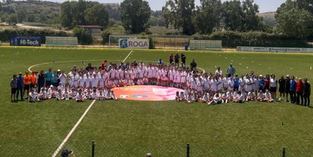 Oltre 100 bambine in campo per il calcio femminile | Scopri come il Comitato Sicilia LND sta cambiando la partita! -