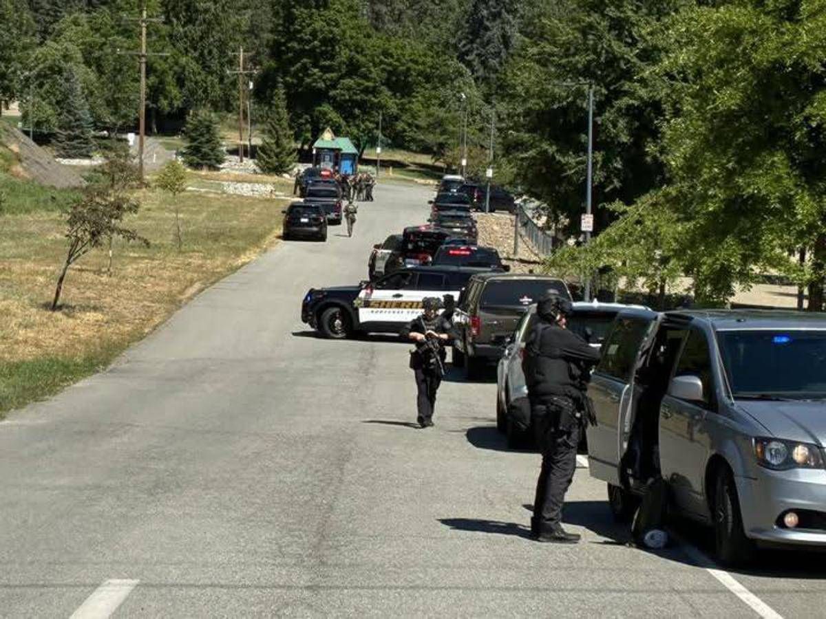 Imboscata ai vigili del fuoco in Idaho, uccisi due pompieri: trovato morto killer - 