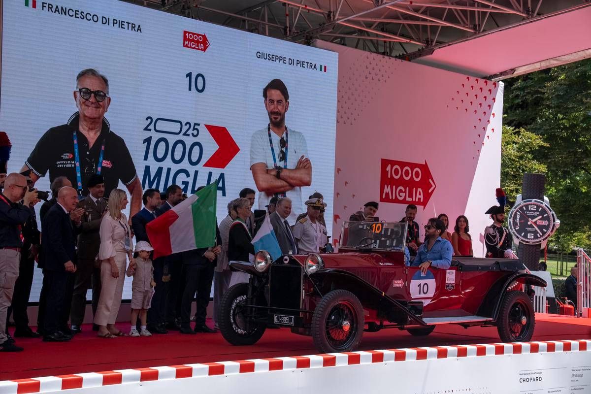 Al via la 1000 miglia 2025 -