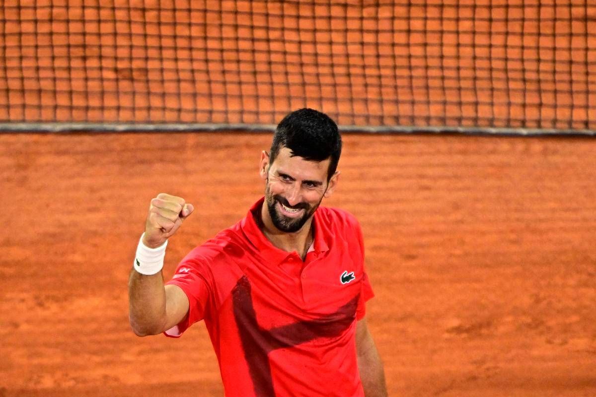 Roland Garros, Djokovic batte Zverev e sfiderà Sinner in semifinale -