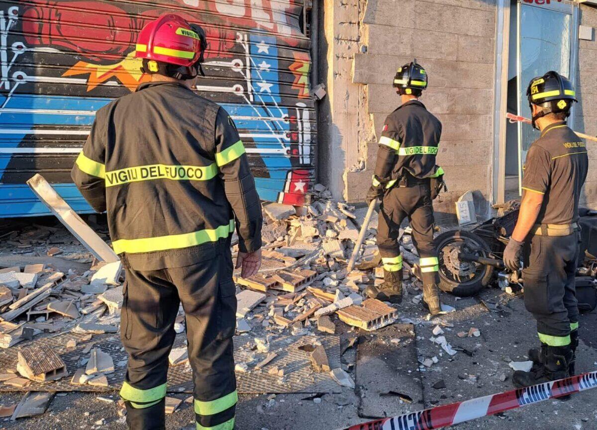 Esplosione ad Ostia | Perché la gente vive nel terrore con le bombe in strada? - 
