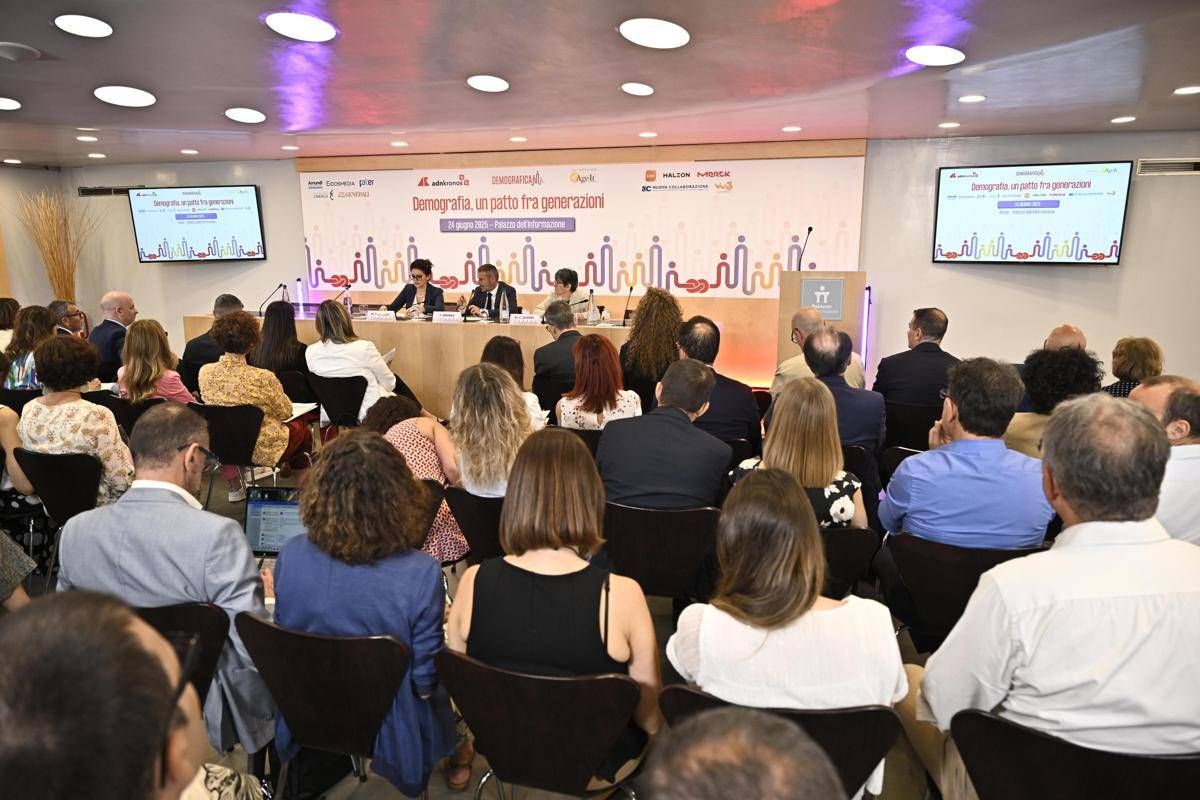 Serve 'patto fra generazioni', confronto su crisi che preoccupa italiani - 