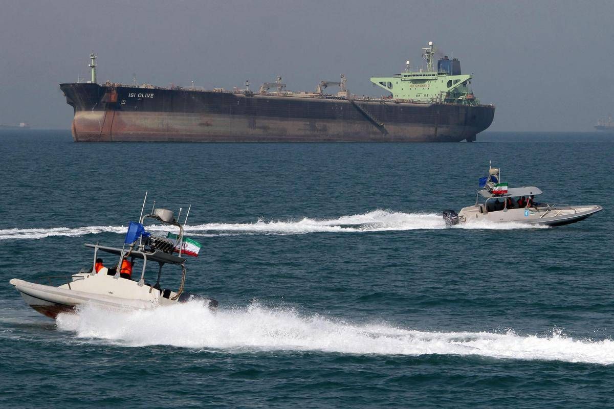 Iran sotto attacco, nuovo colpo all'economia globale: l'impatto della crisi -