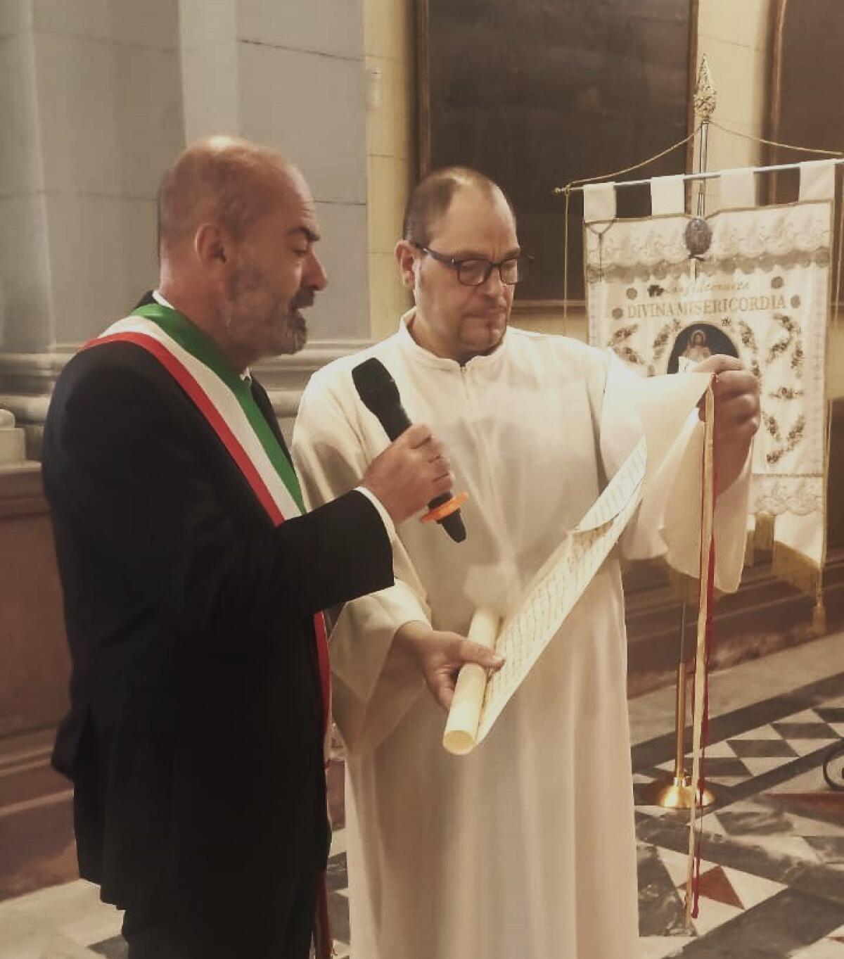 Offerta del cero votivo al Santuario di Montalto | Il Comune di Messina riscopre la fede nel futuro! -
