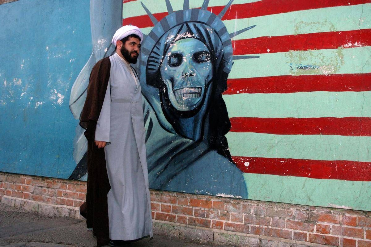 Attacco Usa all'Iran, le opzioni per la rappresaglia di Teheran: i piani anti-Trump -