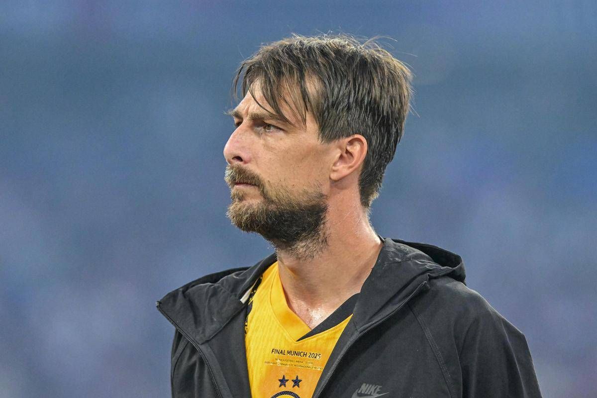 Acerbi contro tifoso del Psg: "Barcola? Non mi piacciono prese in giro, ti sfondo di botte" -