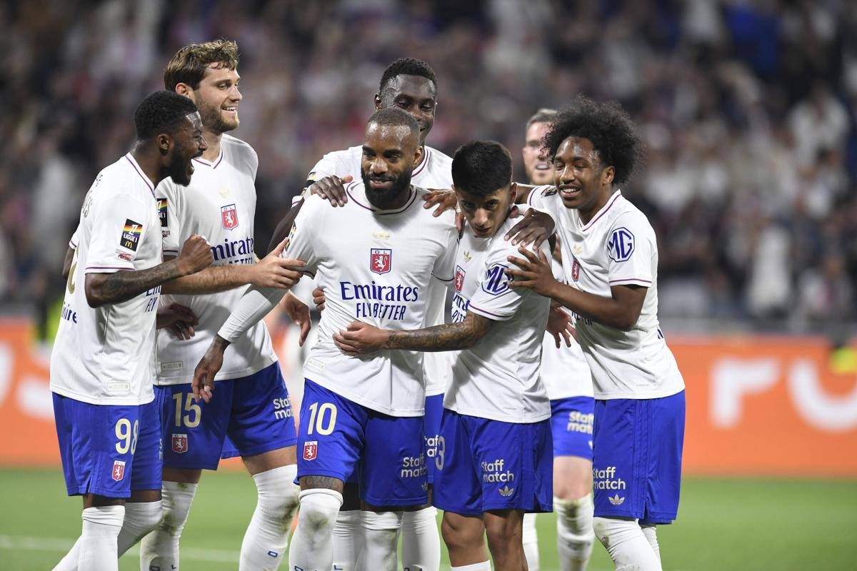 Clamoroso in Francia, Lione retrocesso in Ligue 2: cosa è successo -