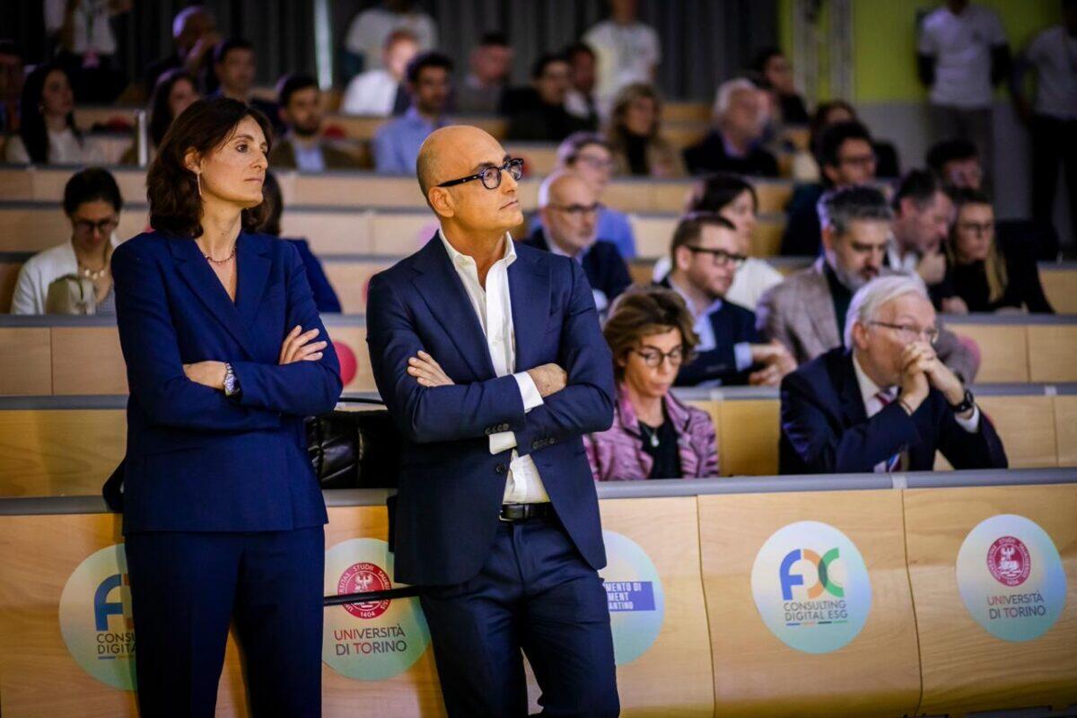 Un master unico in Italia | Perché potrebbe cambiare il futuro delle aziende! - 