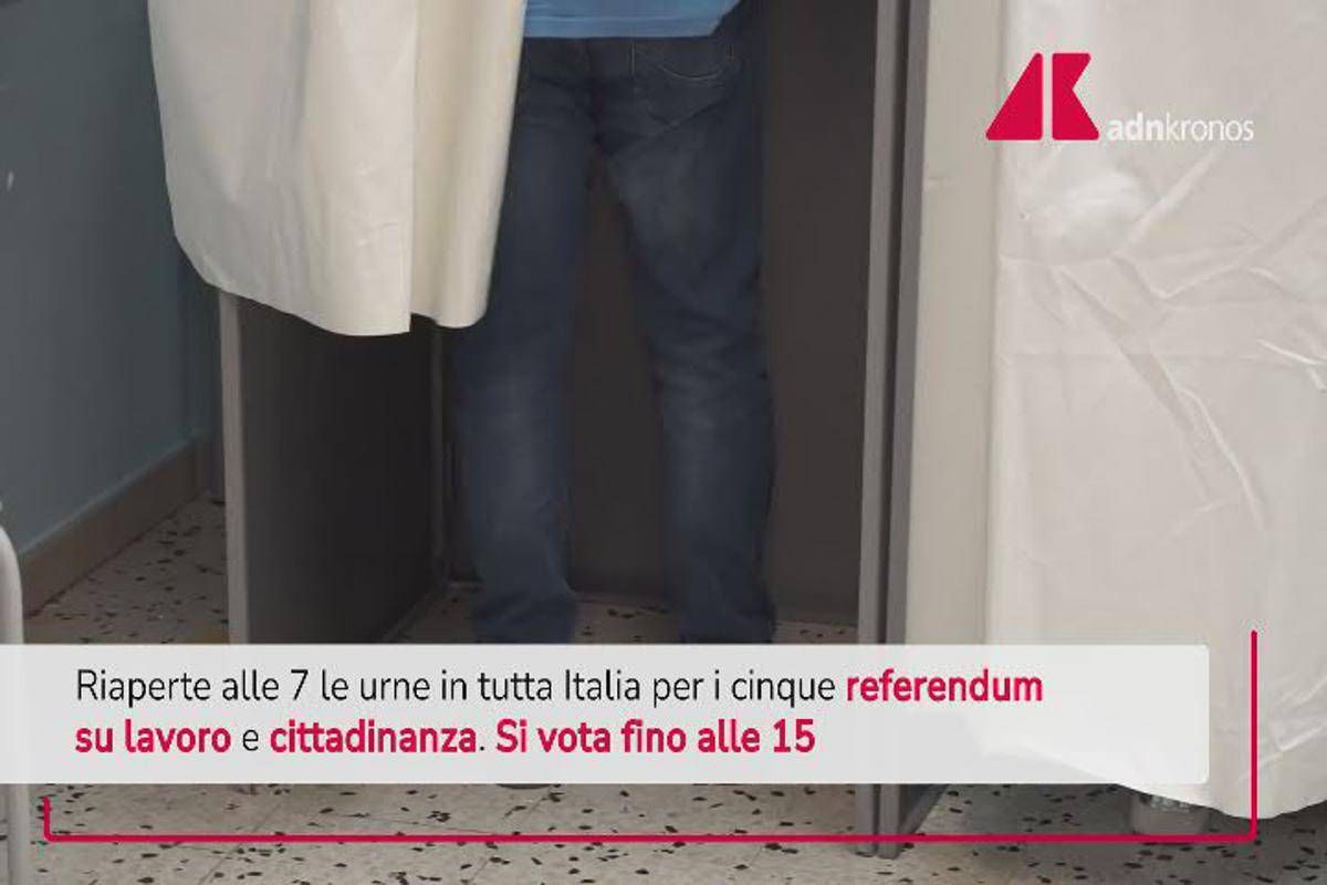 Referendum, si vota fino alle 15 -
