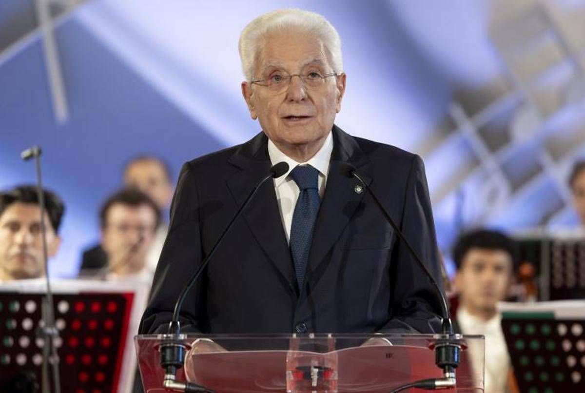 Gaza, Mattarella: "Occupazione illegale, disumano ridurre alla fame un popolo" -