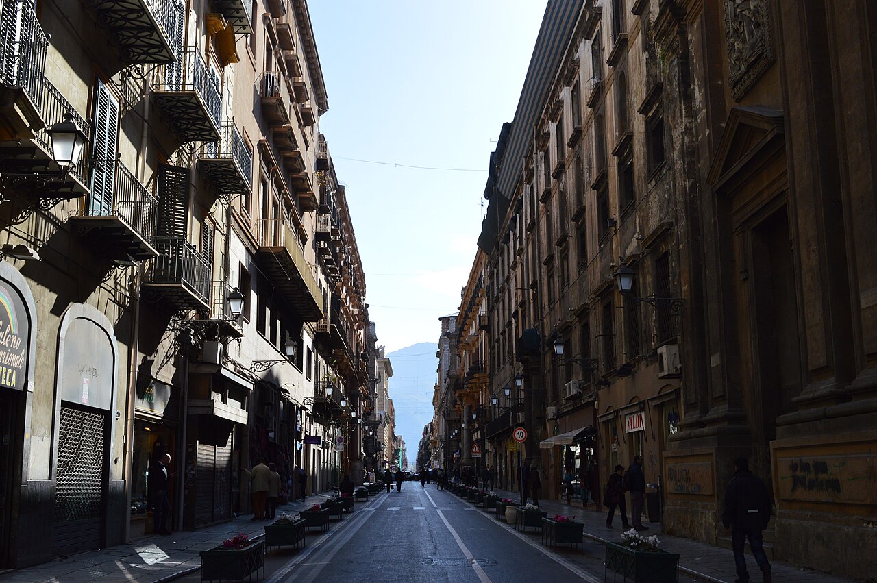 Via Maqueda