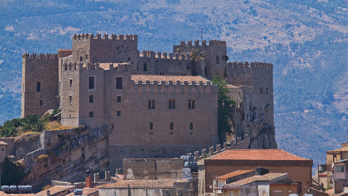 Un’imperdibile rivelazione tra le mura antiche: Caccamo e la congiura che ha scosso Palermo - Foto: trolvag/Wikipedia