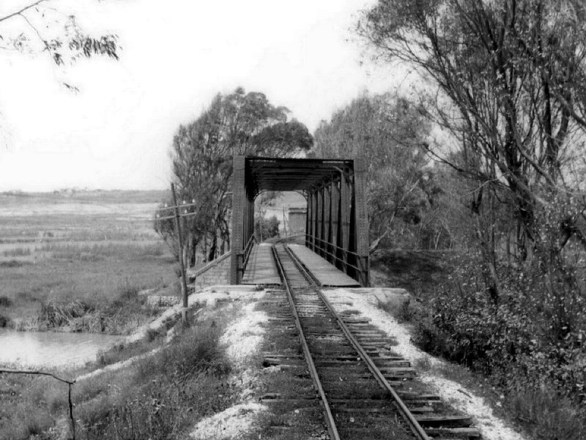 Nessuno sa cosa è successo davvero, la Ferrovia Castelvetrano-Porto Empedocle e la vera storia della sua fine - Foto: S. Porta/Wikipedia