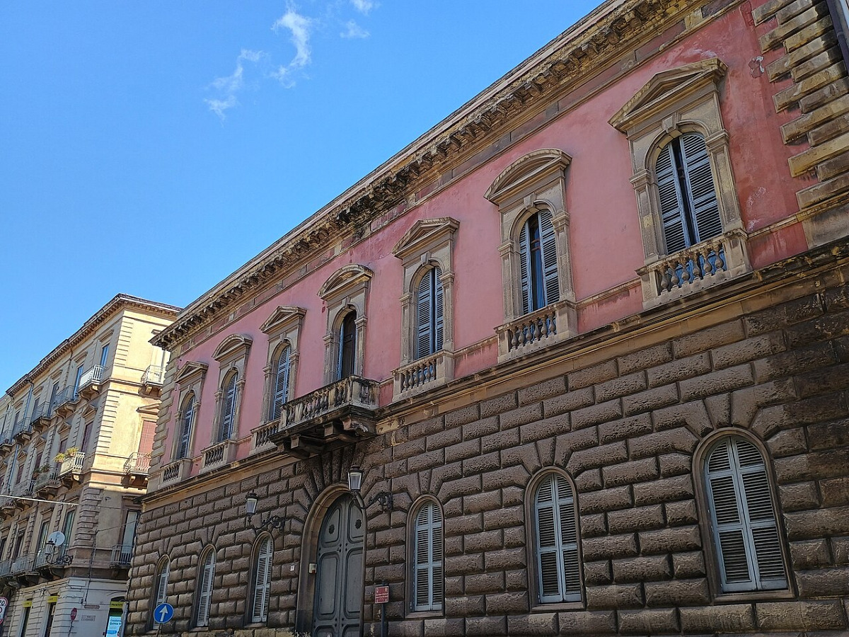 Un segreto che resiste al tempo: il palazzo Liberty palermitano dalle curiosità incredibili - Foto: Pequod76/Wikipedia