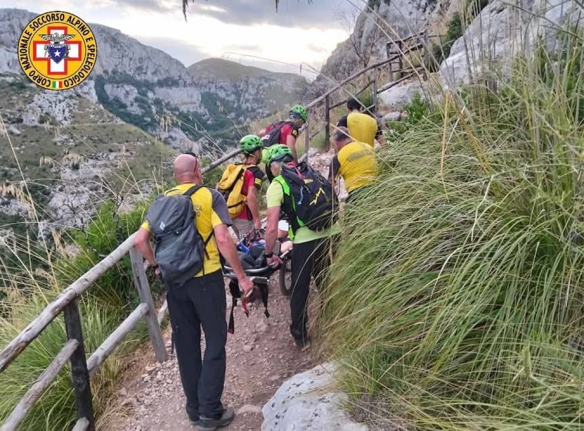 Escursionisti feriti: intervento del Soccorso Alpino -
