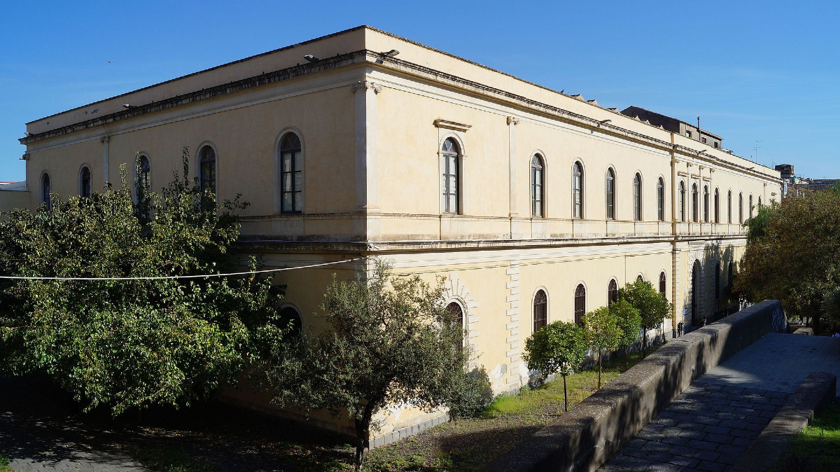Un edificio catanese che ha vissuto diverse vite, da vecchio ospedale alla medicina del futuro: ecco quale - Foto: Nicolò Arena/Wikipedia