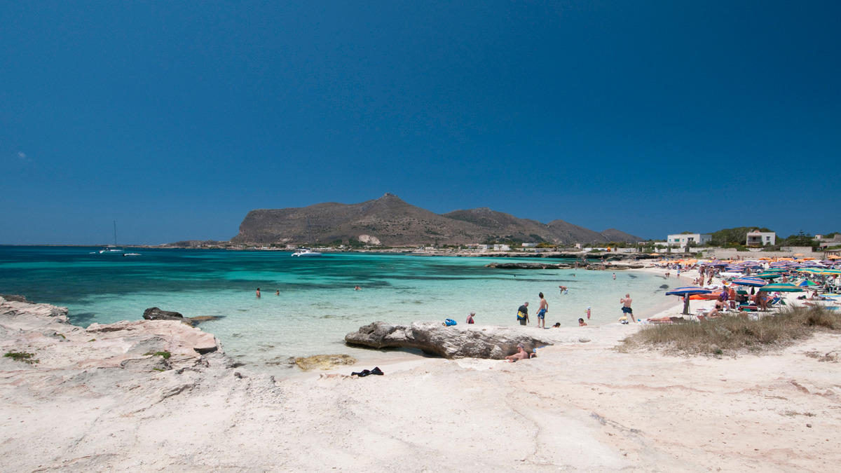 È siciliana e viene chiamata isola farfalla: ecco dove trovarla e perché si chiama così - Foto: roberto/Wikipedia
