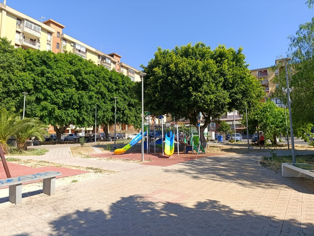 Librino abbandonato: Piazza San Marco nel degrado totale, l’appello choc di Salvo Spadaro -