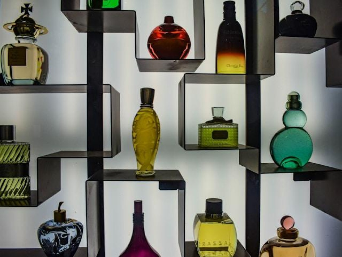 Regalare un profumo: idee e consigli -