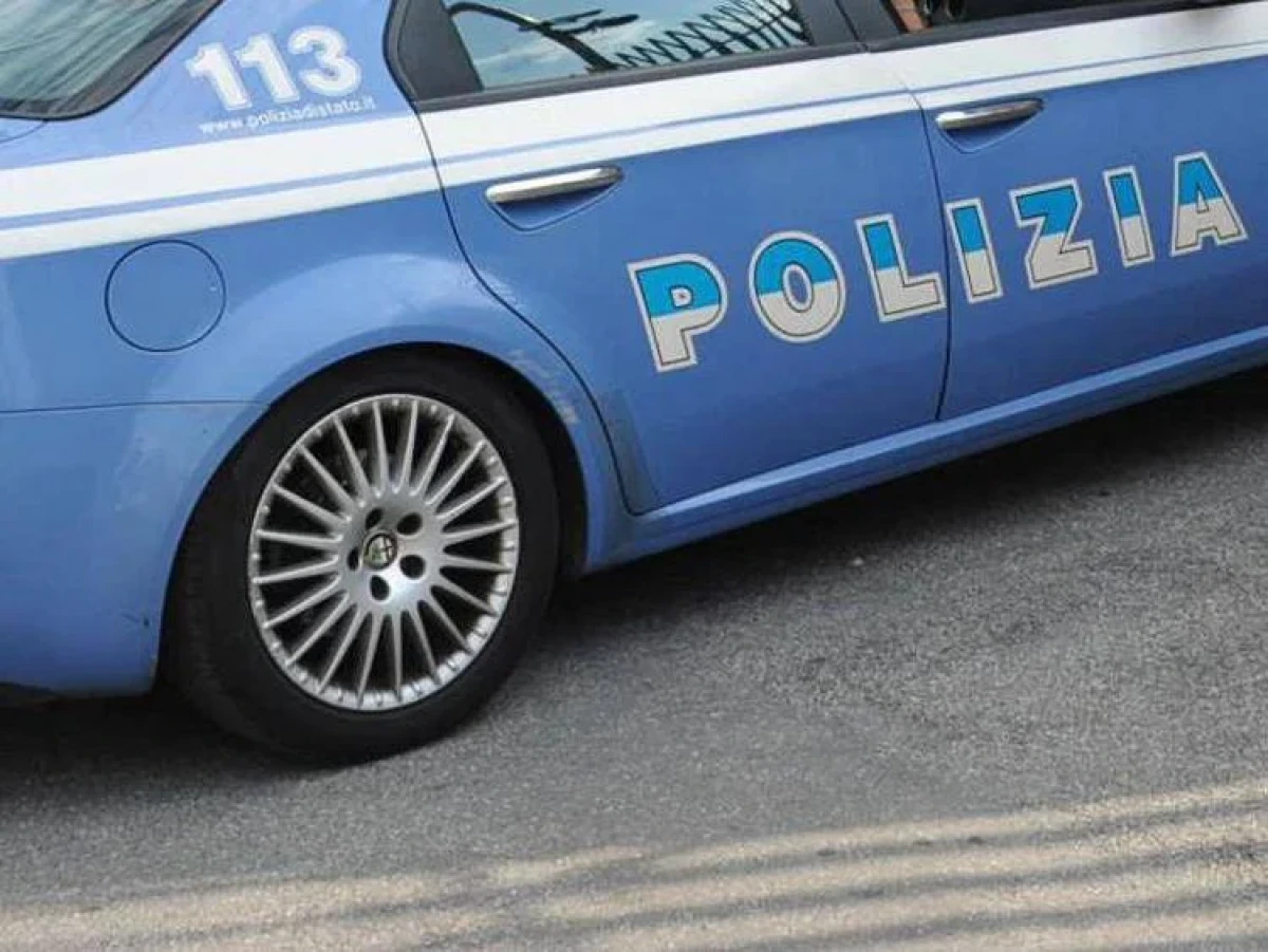 Uomo morto in residence Prato, il compagno: "Troppi debiti, volevamo suicidarci insieme" - 
