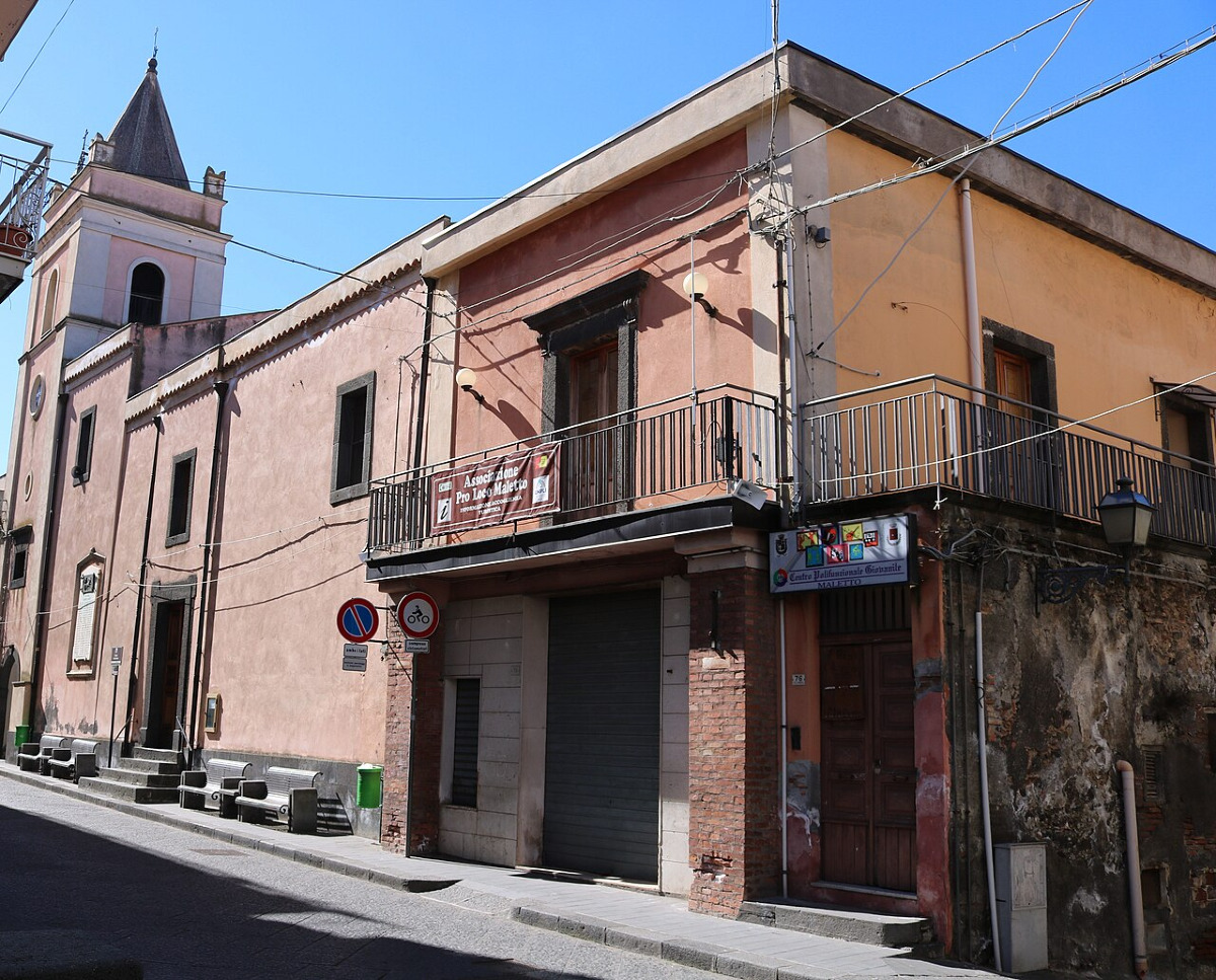 Il borgo più alto della provincia di Catania tra lava, natura incontaminata e storie sorprendenti - Foto: XXVOO/Wikipedia
