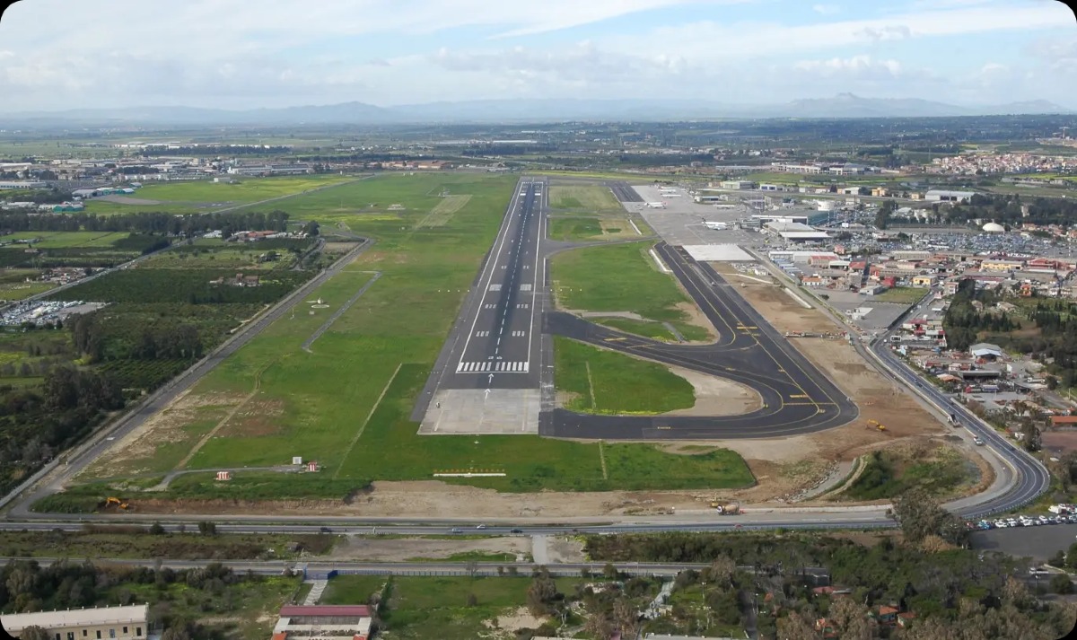 Aeroporto Catania: voli sospesi per incendio nelle vicinanze - Credit foto: Aeroporto di Catania