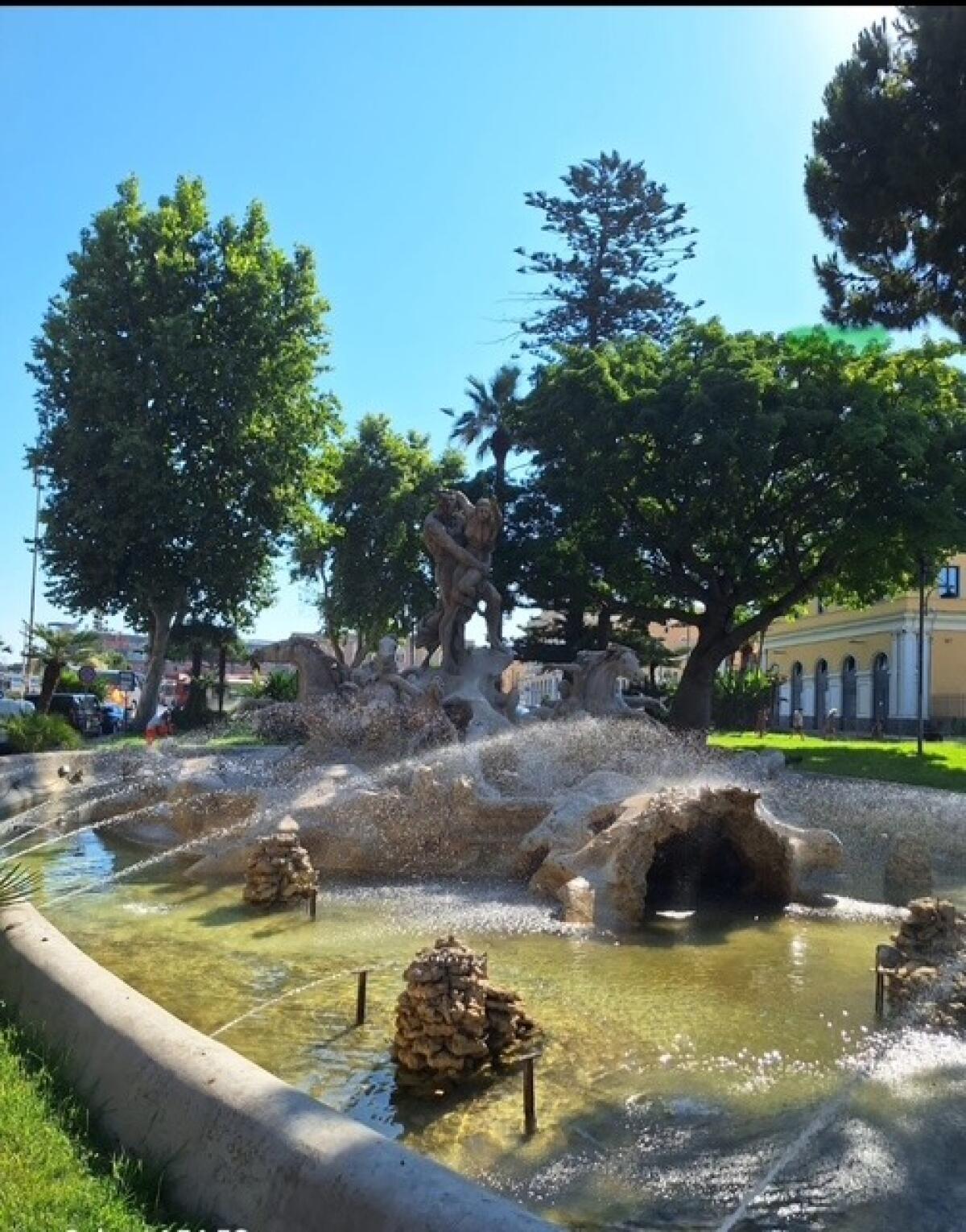 Fontana del Ratto di Proserpina torna a splendere | È davvero il segno di una nuova era per il Comune di Catania? -