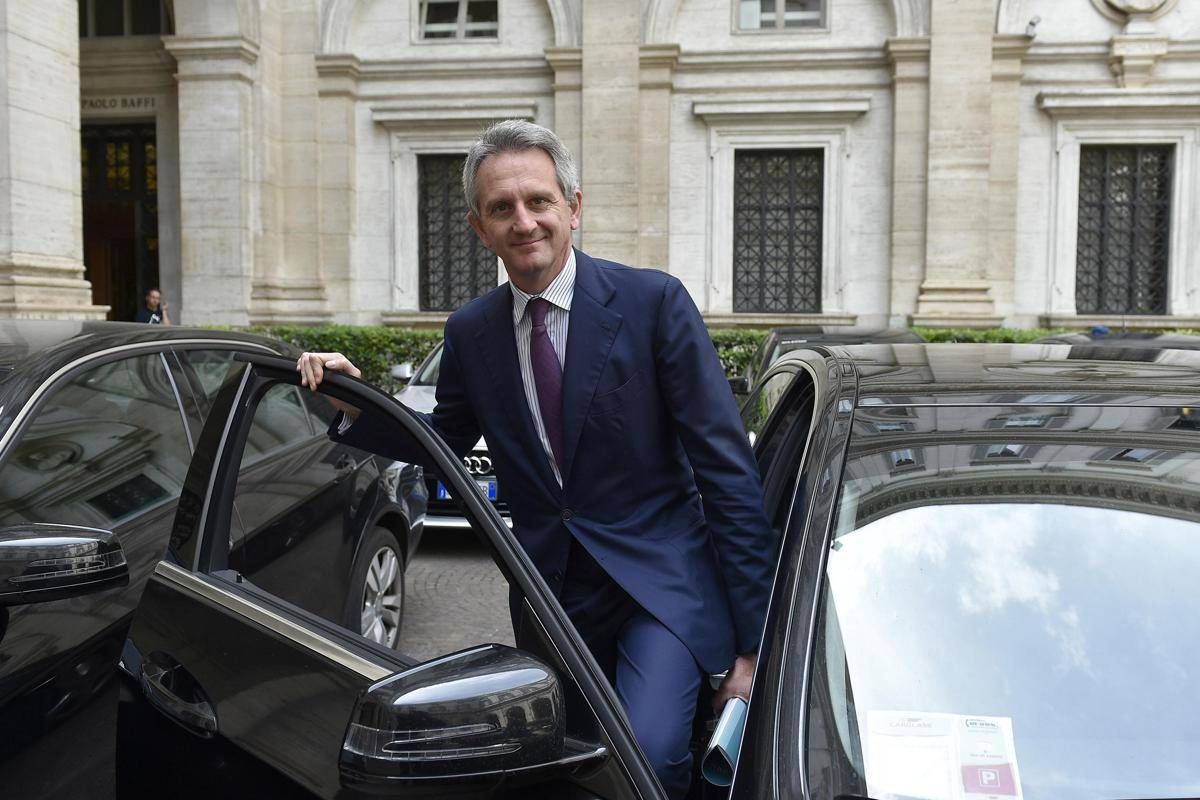 Mediobanca-Banca Generali, Calcaterra: "Eventuale stop a lock-up Generali? Rilevante per golden power" -