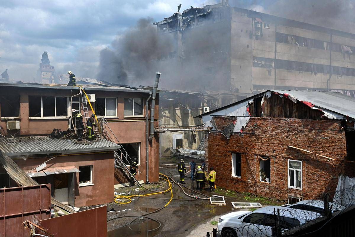 Ucraina-Russia, attacchi su linea Sumy-Kharkiv-Dnipro: morti e feriti - 