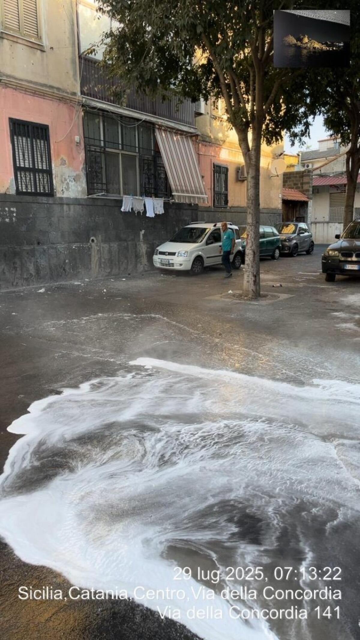 Comune di Catania: le incredibili trasformazioni notturne che stanno cambiando il volto della città | Sei pronto a rivedere il tuo quartiere? -