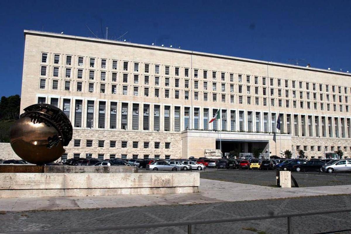 Carlo D'Attanasio è liberato in Papua Nuova Guinea, Tajani: "Assolto da accuse" - 