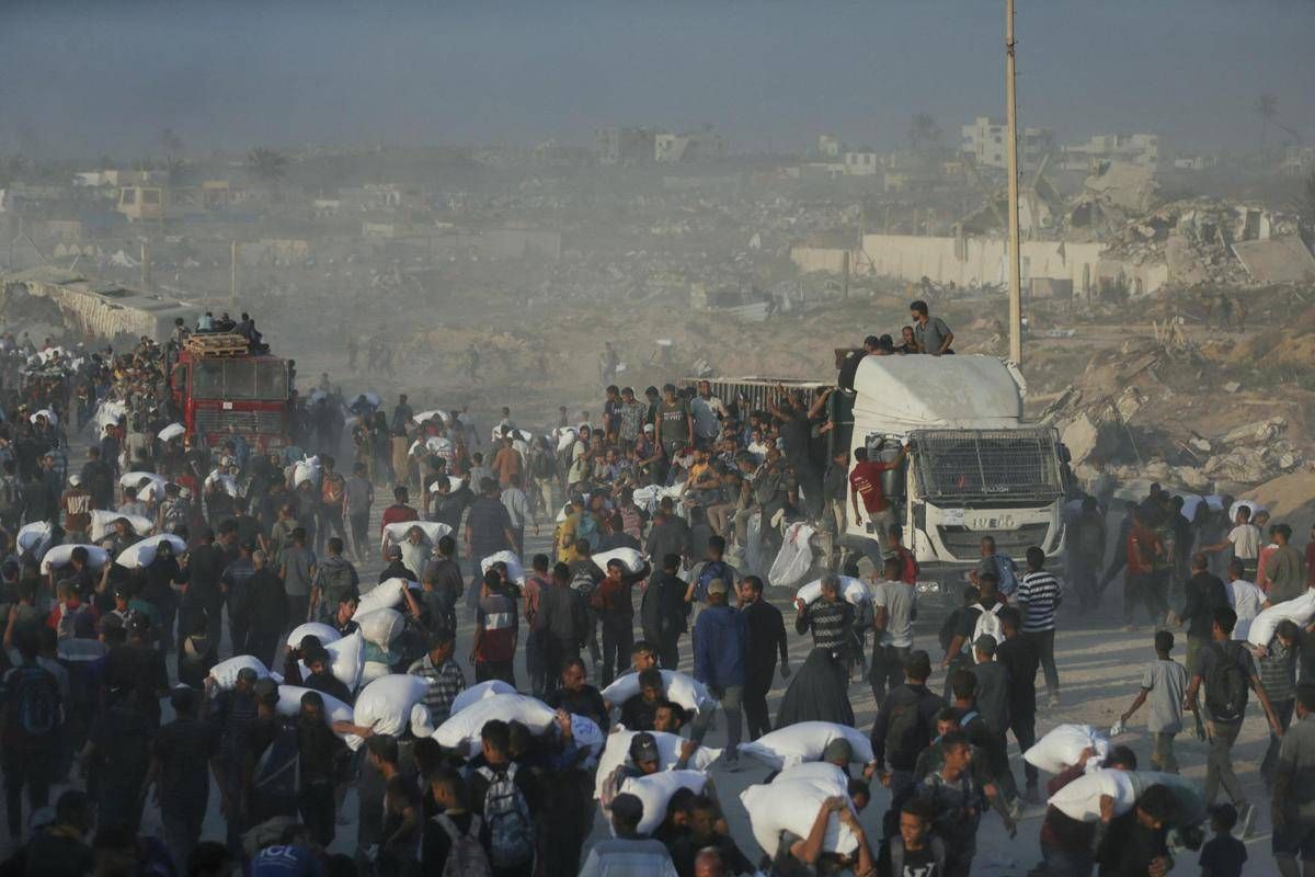 Gaza, da oggi pause umanitarie e corridoi per aiuti. Idf: "Carestia? Propaganda di Hamas" - 