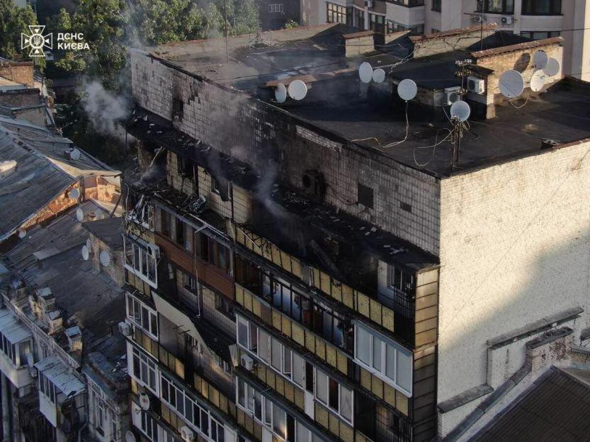 Russia lancia un massiccio attacco di 10 ore | Zelensky chiede sanzioni immediate e un cambio di strategia! -