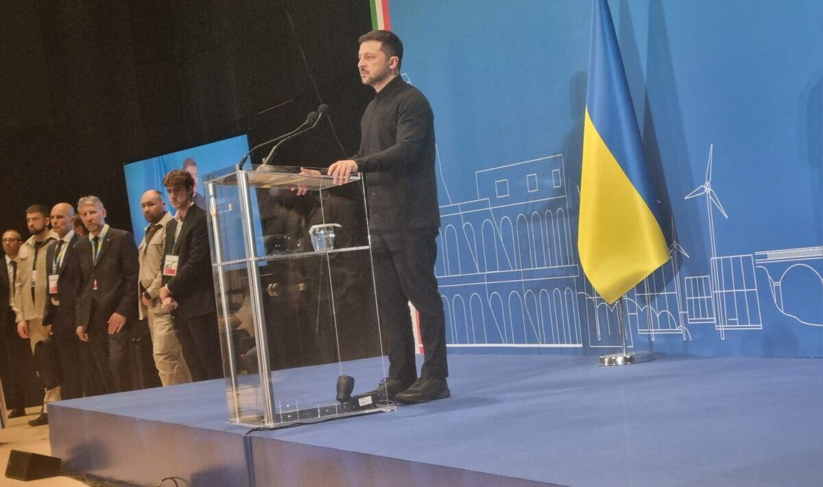 Zelensky annuncia un aumento esponenziale di armi e droni | il futuro dell'Ucraina sta cambiando radicalmente! - 