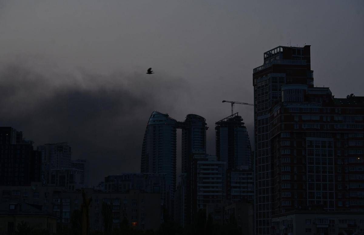 Ucraina, nella notte massiccio attacco di droni su Kiev -