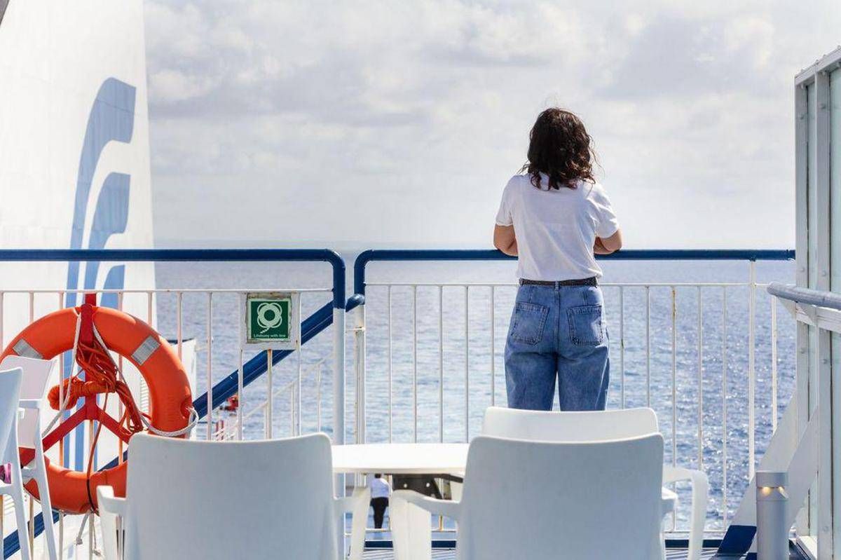 Island hopping in Sicilia, come 'saltare' da un'isola all'altra con il traghetto a portata di app - 