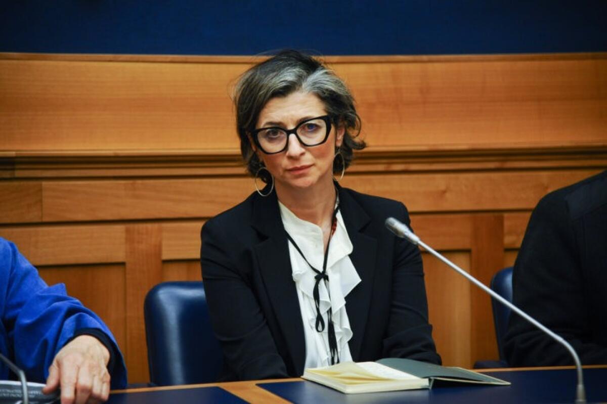 50.000 firme in 24 ore per Francesca Albanese | Perché il governo non la difende? -