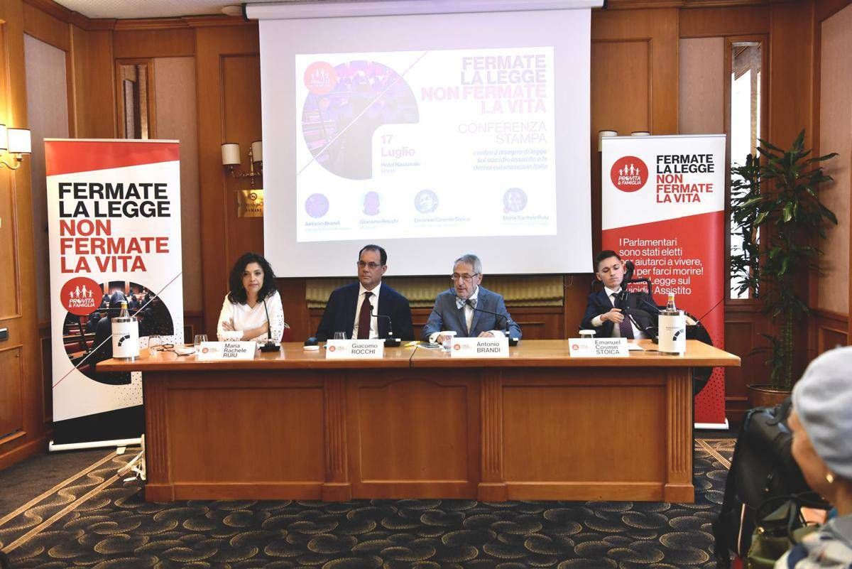 Fine vita, pro vita famiglia a centrodestra: "Basta inseguire diktat Corte Costituzionale" - 