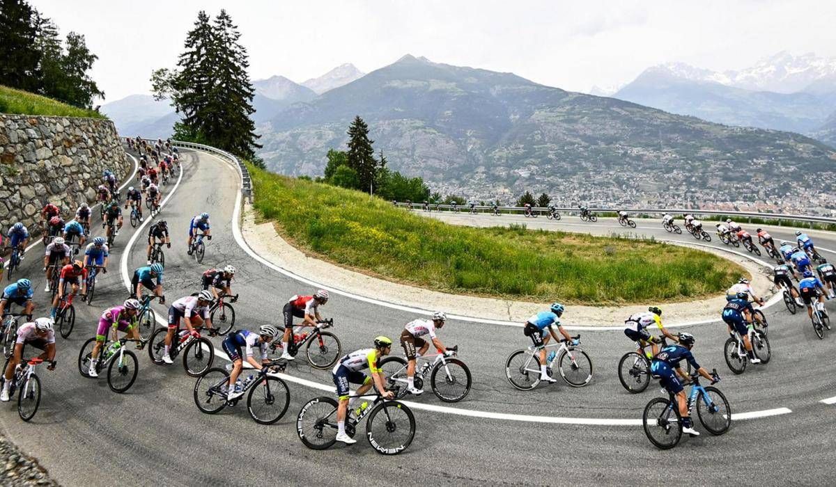Morto il giovane ciclista caduto al Giro della Valle d'Aosta - 