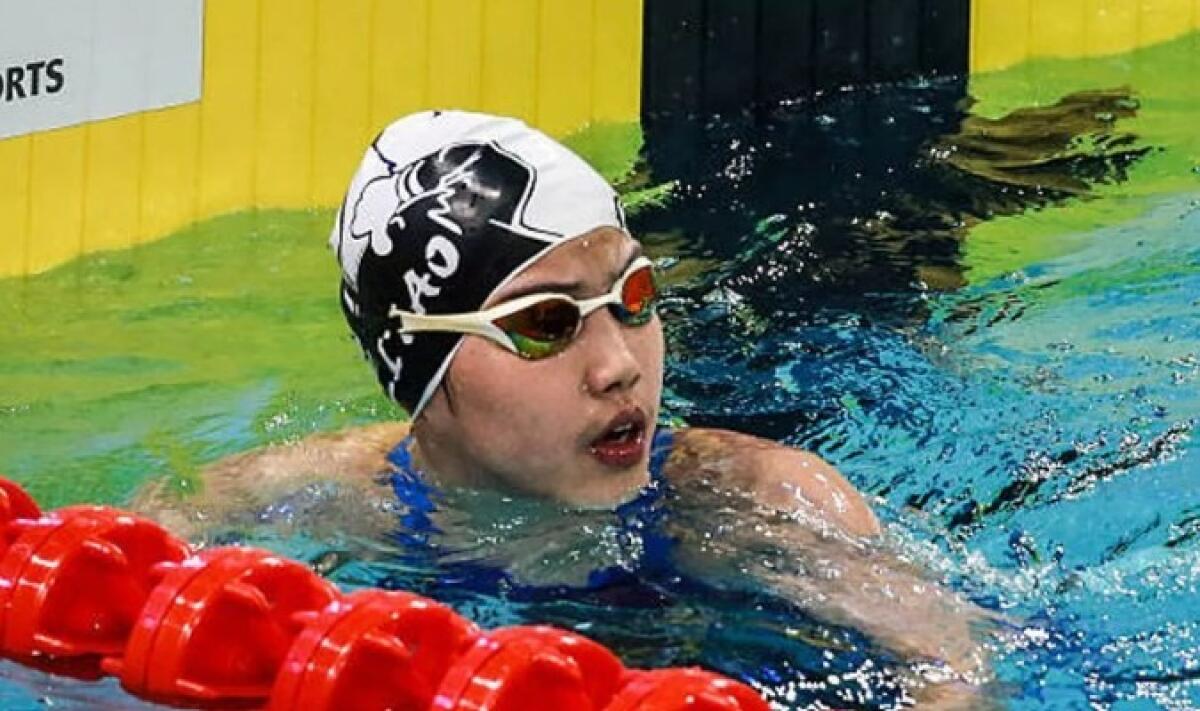 Un talento di 12 anni ai Mondiali | La nuova stella del nuoto che sfida le convenzioni! - 