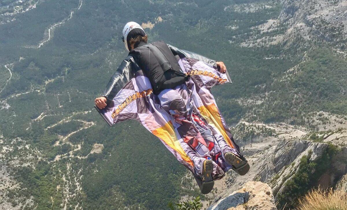 Tragedia in Trentino: un base jumper australiano cade dal Sass Pordoi | Sfida l’impossibile e paga il prezzo più alto! -