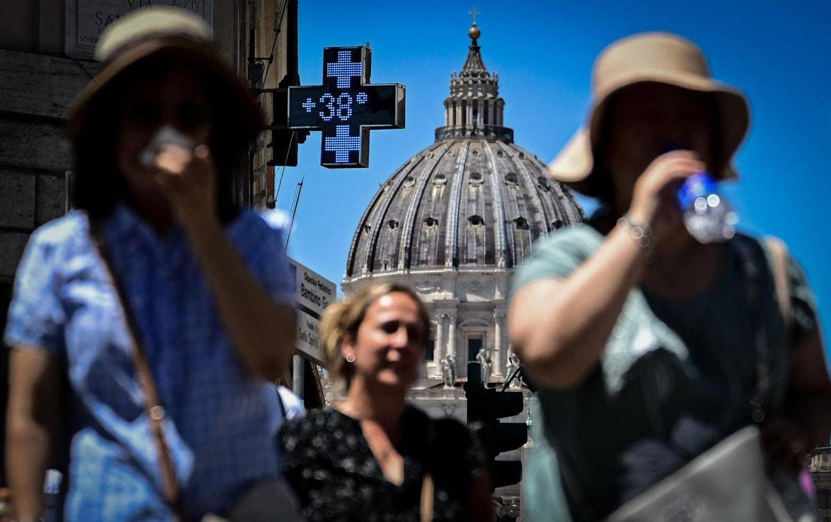 Il caldo miete vittime in Italia ed Europa, oggi 18 città da bollino rosso: venerdì saranno 20 - 