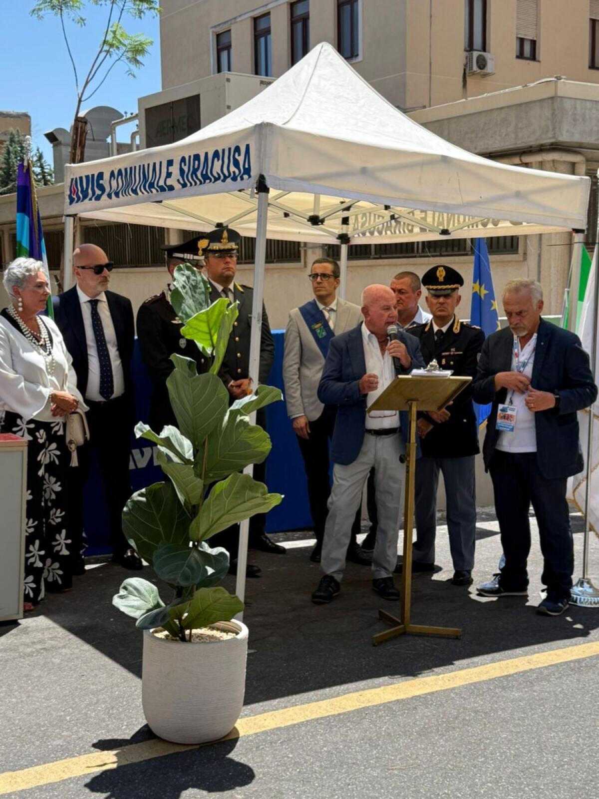 16 targhe commemorative svelate a Siracusa | Scopri l'importanza dell'impegno di AVIS Sicilia contro la mafia! -