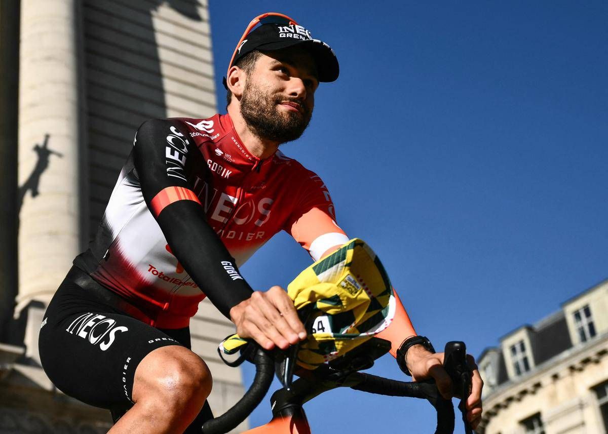 Tour de France, Ganna cade nella prima tappa e si ritira -