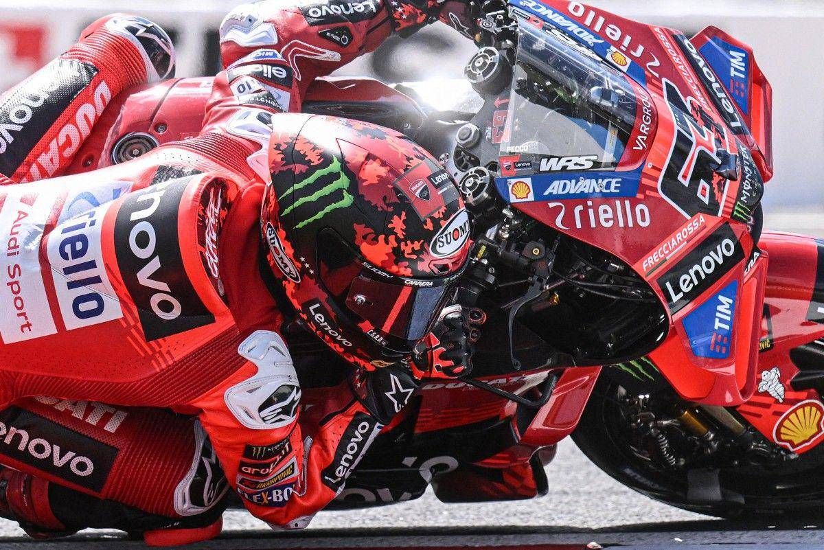 MotoGp Repubblica Ceca, Bagnaia in pole davanti a Marc Marquez e Quartararo -