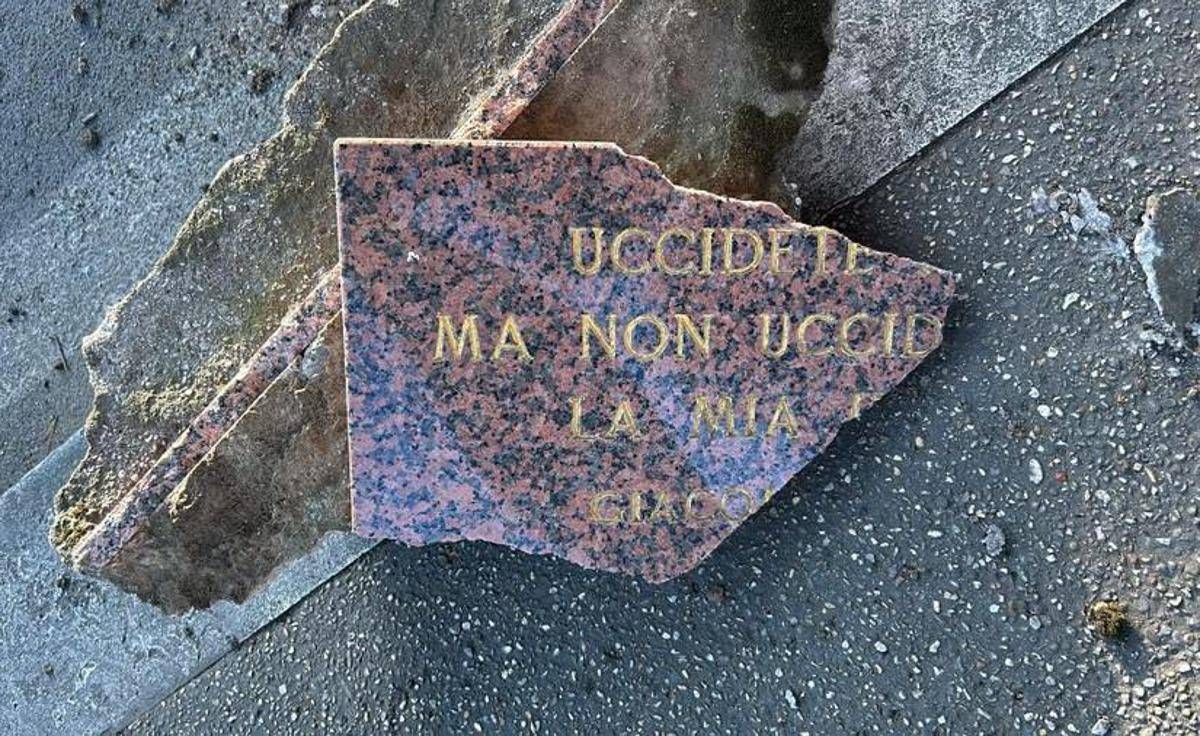 Roma, danneggiata targa monumento a Giacomo Matteotti. Tajani: "Attacco alla memoria" - 